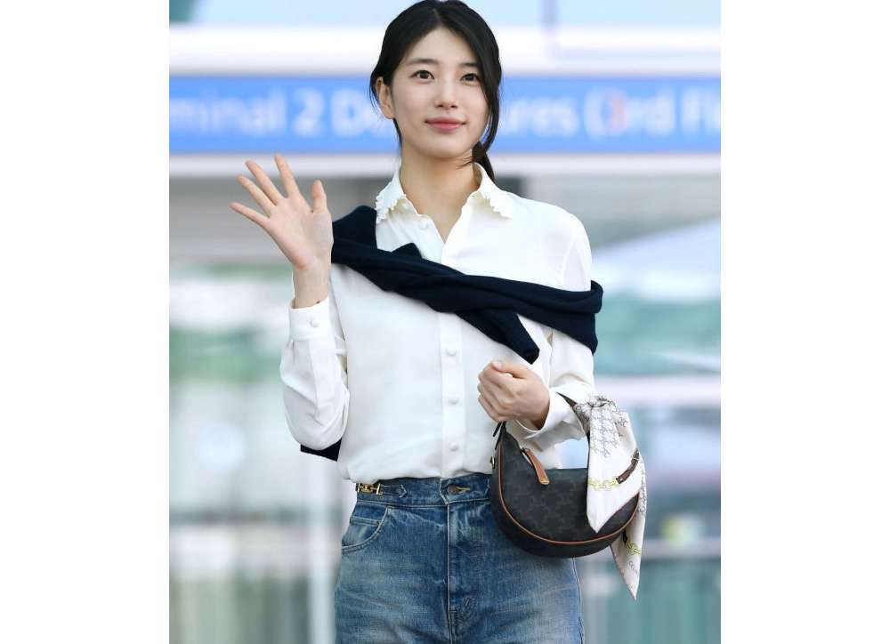 수지 셀린느 숄더백 - 허시백 가방